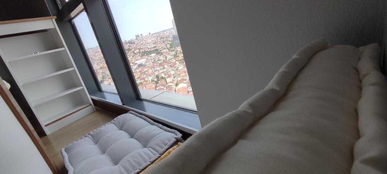 Studyo At High Flat Lägenhet Istanbul Exteriör bild