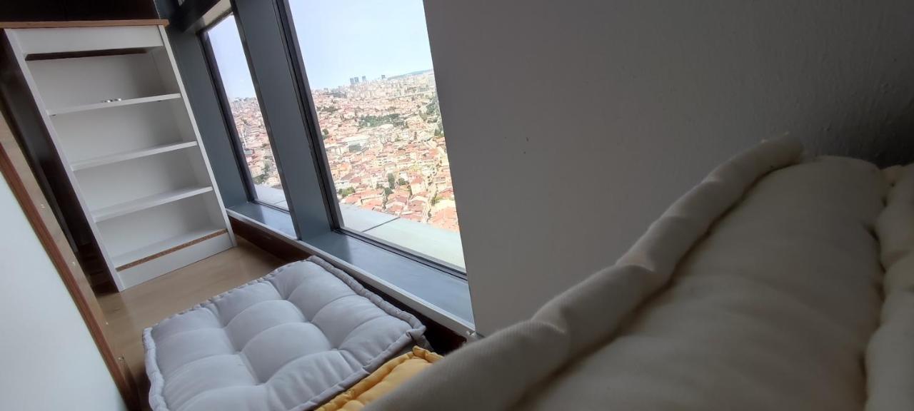Studyo At High Flat Lägenhet Istanbul Exteriör bild