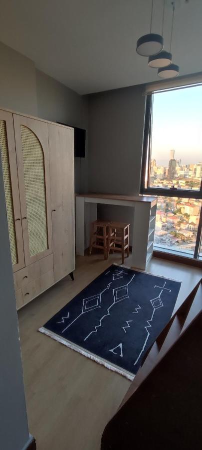 Studyo At High Flat Lägenhet Istanbul Exteriör bild