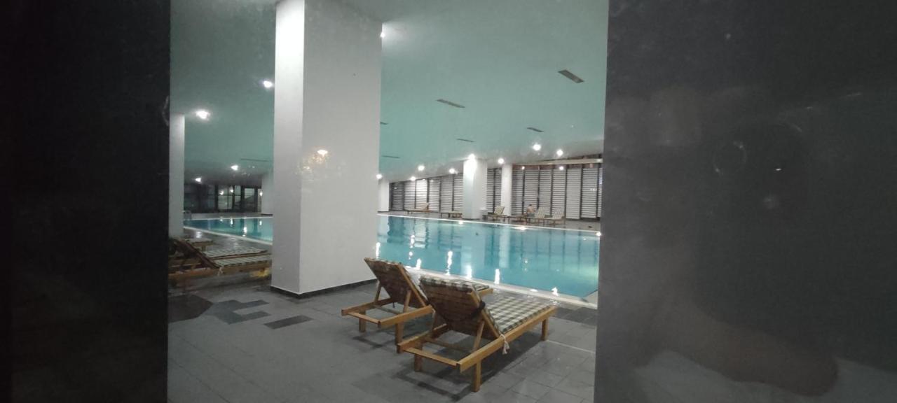 Studyo At High Flat Lägenhet Istanbul Exteriör bild